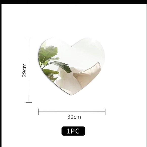 Heart shaped wall mirror - Picture 7 of 7